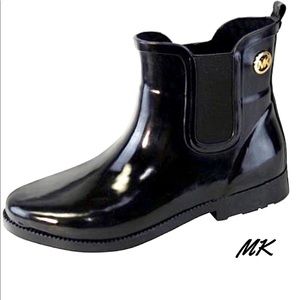 Michael Kors Short Rubber Rain Boots/Booties
